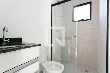 Banheiro de kitnet/studio para alugar com 1 quarto, 24m² em Cidade Mãe do Céu, São Paulo