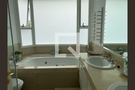 Apartamento à venda com 260m², 3 quartos e 4 vagas