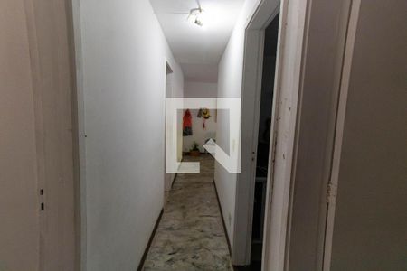 Corredor  de apartamento para alugar com 2 quartos, 60m² em Santa Rosa, Niterói
