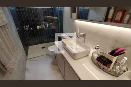 Apartamento à venda com 80m², 1 quarto e 1 vagaBanheiro 2