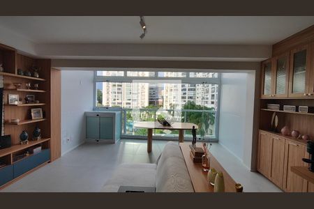 Apartamento à venda com 80m², 1 quarto e 1 vagaVaranda
