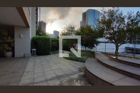 Apartamento à venda com 80m², 1 quarto e 1 vagaÁrea comum 