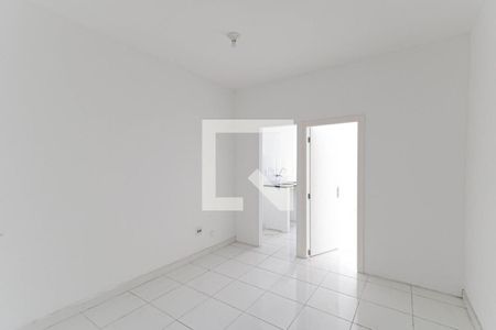 Sala de kitnet/studio para alugar com 1 quarto, 40m² em Pilares, Rio de Janeiro