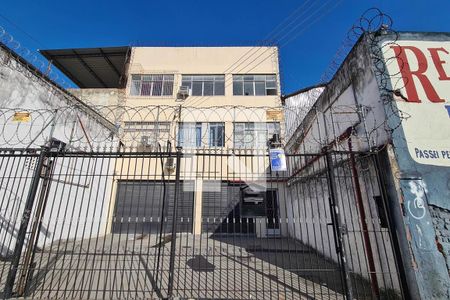 Studio para alugar com 40m², 1 quarto e 1 vaga Studio para alugar com 40m², 1 quarto e 1 vagaFachada do Prédio com placa