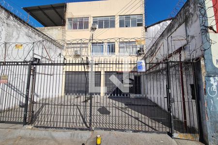 Studio para alugar com 40m², 1 quarto e 1 vaga Studio para alugar com 40m², 1 quarto e 1 vagaFachada do Prédio com placa