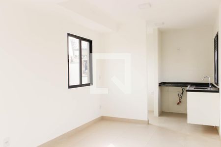 Sala e Cozinha de apartamento para alugar com 1 quarto, 80m² em Cidade Mãe do Céu, São Paulo