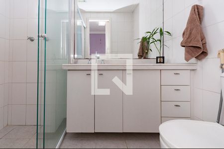 Apartamento para alugar com 104m², 3 quartos e 2 vagas Apartamento para alugar com 104m², 3 quartos e 2 vagasBanheiro do quarto 3 Suíte