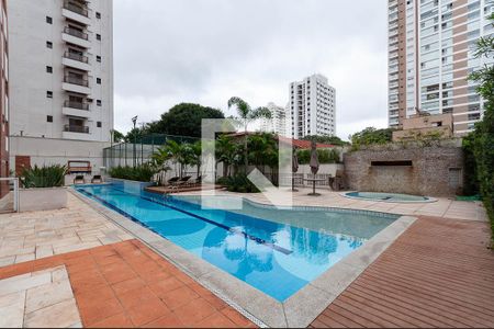 Apartamento para alugar com 104m², 3 quartos e 2 vagas Apartamento para alugar com 104m², 3 quartos e 2 vagasÁrea Comum - Piscina