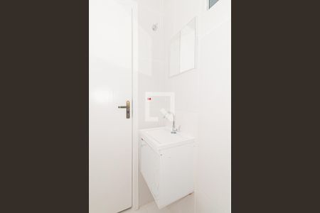Banheiro de kitnet/studio para alugar com 1 quarto, 15m² em Jardim Japao, São Paulo