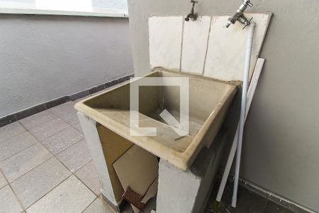 Casa para alugar com 40m², 1 quarto e sem vaga Casa para alugar com 40m², 1 quarto e sem vagaQuintal e Área de Serviço