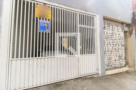 Fachada de casa para alugar com 1 quarto, 40m² em Itaquera, São Paulo