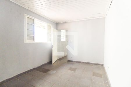 Sala/Quarto de casa para alugar com 1 quarto, 40m² em Itaquera, São Paulo