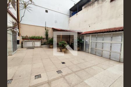 Apartamento à venda com 99m², 4 quartos e sem vagaÁrea comum