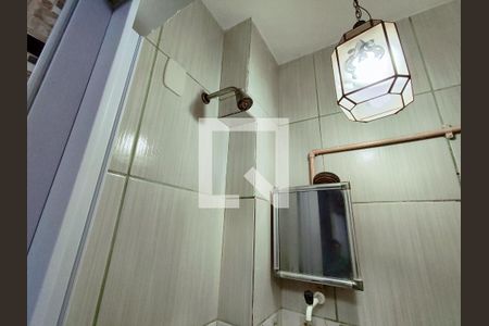 Apartamento à venda com 99m², 4 quartos e sem vagaBanheiro de serviço