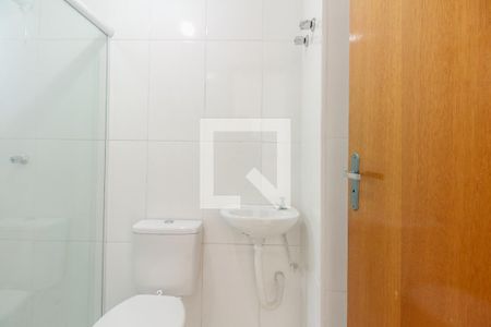 Banheiro  de apartamento para alugar com 1 quarto, 30m² em Vila Esperança, São Paulo