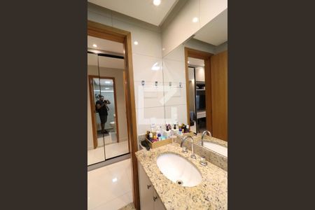 Apartamento para alugar com 87m², 2 quartos e 2 vagasBanheiro da Suíte