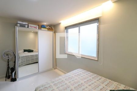 Quarto de apartamento para alugar com 2 quartos, 87m² em Jardim Guanabara, Rio de Janeiro
