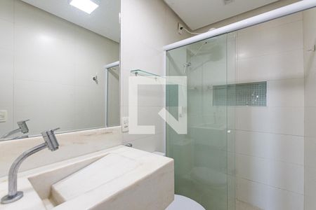 Banheiro de apartamento à venda com 1 quarto, 38m² em Camboinhas, Niterói