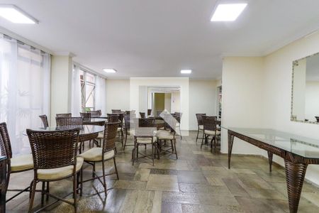 Apartamento para alugar com 96m², 3 quartos e 1 vagaÁrea Comum - Salão de Festas