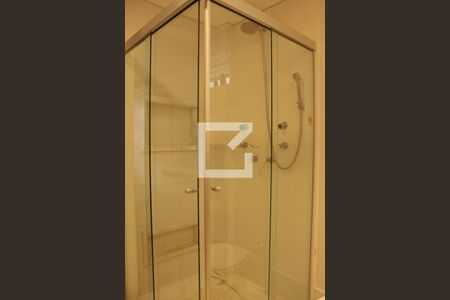 Banheiro da Suíte - Box de apartamento para alugar com 1 quarto, 131m² em Paraíso, São Paulo
