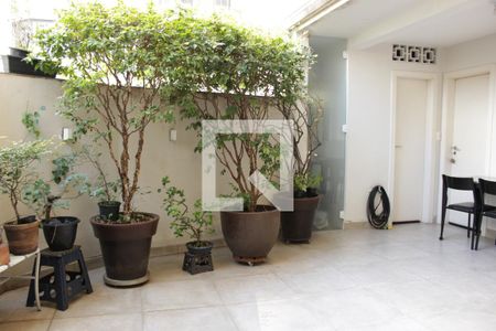 Apartamento para alugar com 131m², 1 quarto e 1 vagaGarden