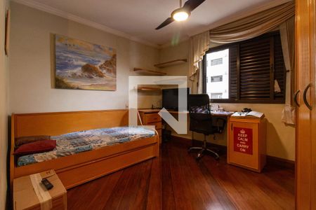 Apartamento à venda com 145m², 5 quartos e 3 vagasSuíte 2