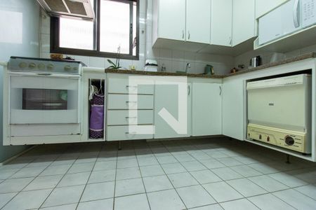 Apartamento à venda com 145m², 5 quartos e 3 vagasCozinha 