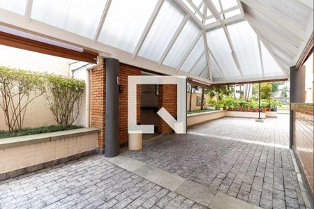 Apartamento à venda com 145m², 5 quartos e 3 vagasÁrea comum - Churrasqueira