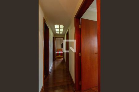 Corredor do apartamento de apartamento para alugar com 5 quartos, 145m² em Ipiranga, São Paulo