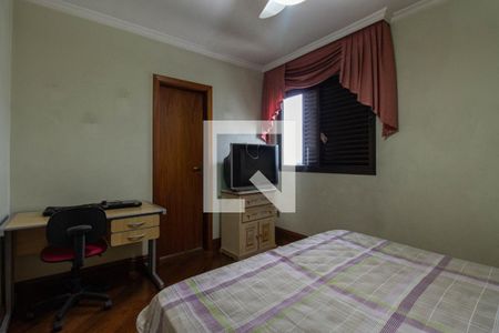 Apartamento à venda com 145m², 5 quartos e 3 vagasSuíte 1