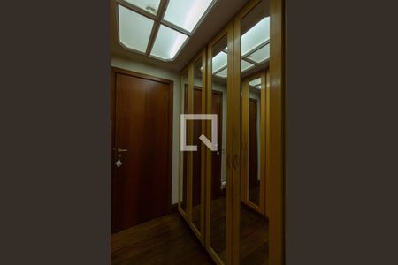 Apartamento à venda com 145m², 5 quartos e 3 vagasSuíte 1