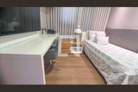 Apartamento à venda com 147m², 4 quartos e 4 vagasQuarto