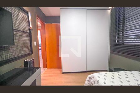 Apartamento à venda com 147m², 4 quartos e 4 vagasQuarto