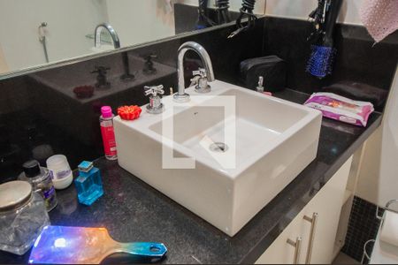 Apartamento para alugar com 79m², 2 quartos e sem vagaBanheiro