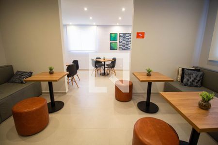 Apartamento para alugar com 42m², 2 quartos e sem vagaÁrea comum - Salão de Festas