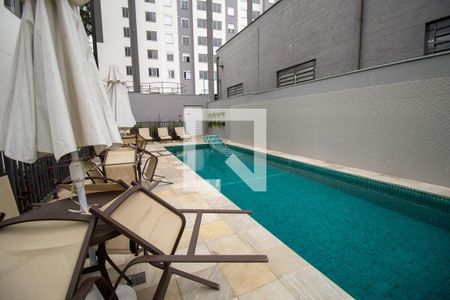 Apartamento para alugar com 42m², 2 quartos e sem vagaÁrea comum - Piscina