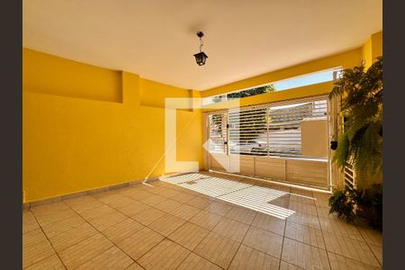 Casa à venda com 224m², 3 quartos e 2 vagasGaragem