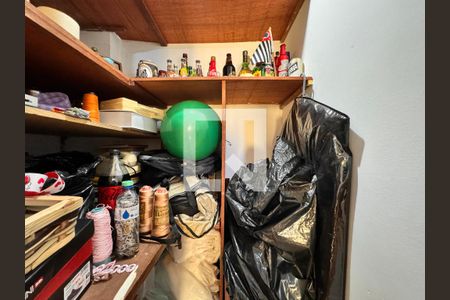 Casa à venda com 224m², 3 quartos e 2 vagasDepósito 