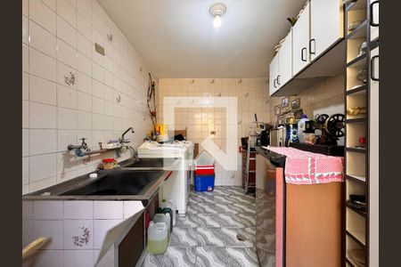 Casa à venda com 224m², 3 quartos e 2 vagasLavanderia