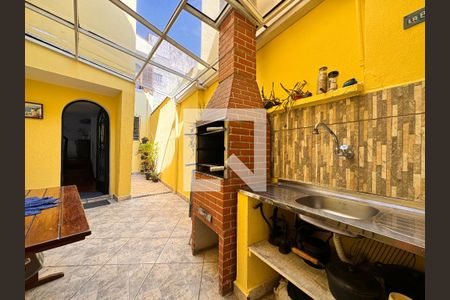 Casa à venda com 224m², 3 quartos e 2 vagasChurrasqueira