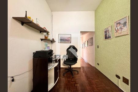 Casa à venda com 224m², 3 quartos e 2 vagasCorredor 