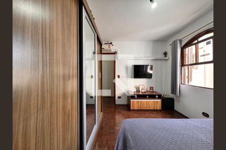 Casa à venda com 224m², 3 quartos e 2 vagasQuarto 1