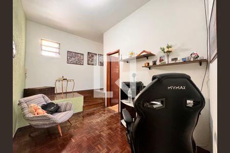 Casa à venda com 224m², 3 quartos e 2 vagasCorredor 