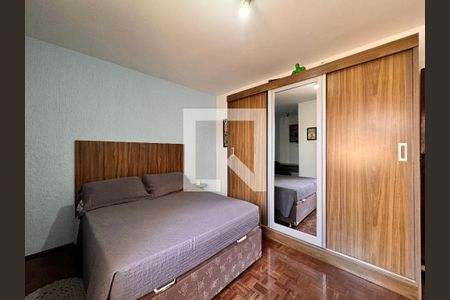 Casa à venda com 224m², 3 quartos e 2 vagasQuarto 1