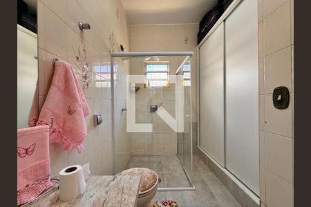 Casa à venda com 224m², 3 quartos e 2 vagasBanheiro da suíte 