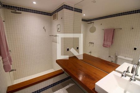 Banheiro da Suíte de apartamento para alugar com 1 quarto, 54m² em Barra da Tijuca, Rio de Janeiro