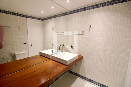 Banheiro da Suíte de apartamento para alugar com 1 quarto, 54m² em Barra da Tijuca, Rio de Janeiro