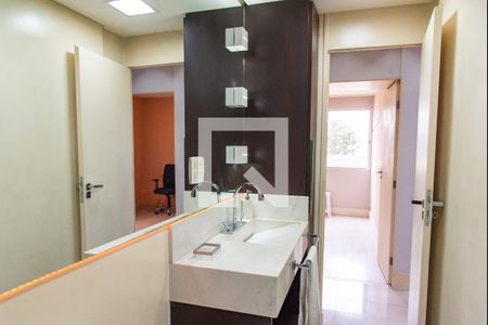 Apartamento à venda com 73m², 3 quartos e 2 vagas Apartamento à venda com 73m², 3 quartos e 2 vagasBanheiro