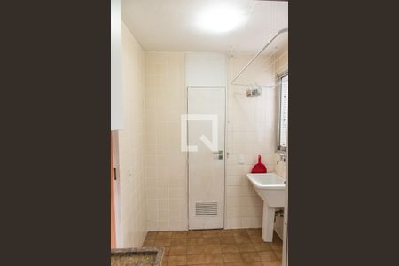Apartamento à venda com 73m², 3 quartos e 2 vagas Apartamento à venda com 73m², 3 quartos e 2 vagasÁrea de serviço