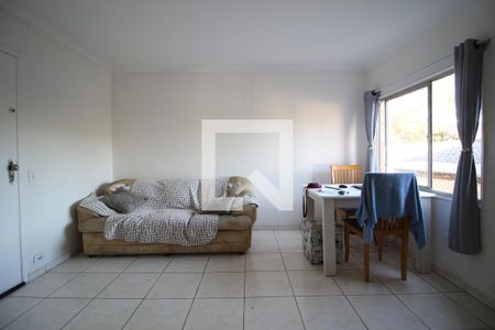 Sala de apartamento à venda com 3 quartos, 70m² em Vila Antonieta, São Paulo